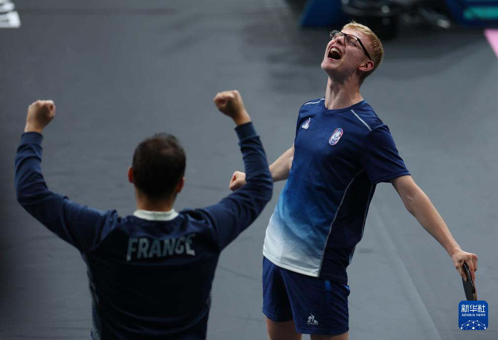 很多运动员 很多运动员