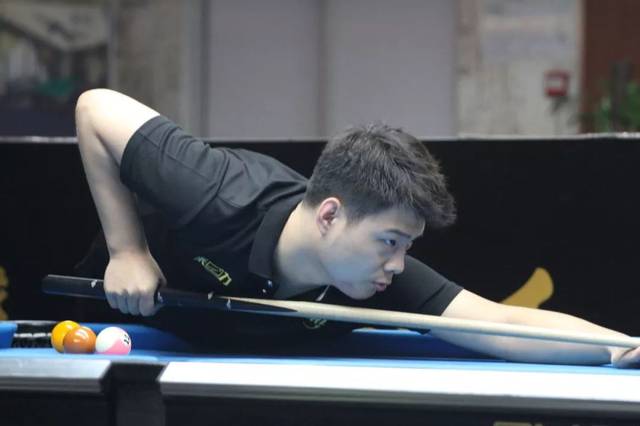 年里所欠缺 年里所欠缺