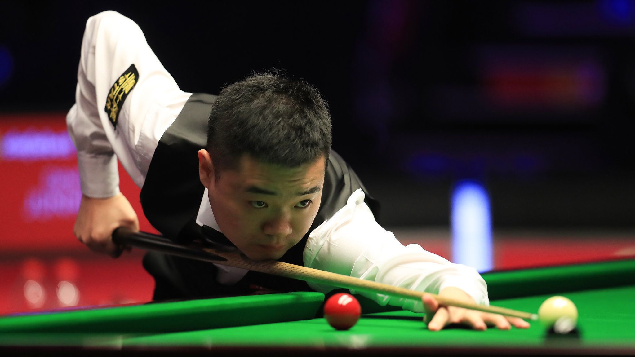 尽管面对巨 尽管面对巨