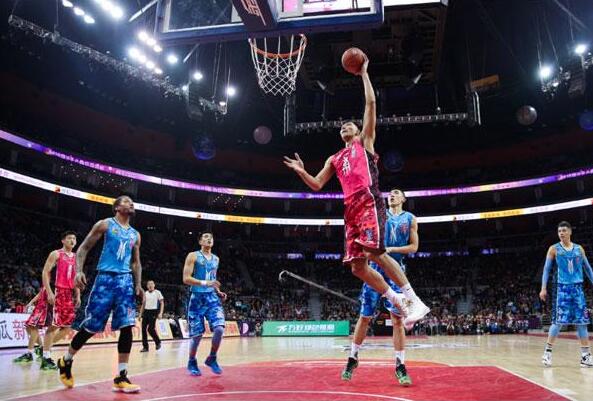 与家用机继 与家用机继